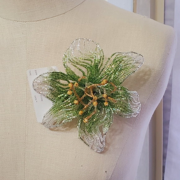 NWT Neiman Marcus Beaded Brooch - Picture 6 of 9